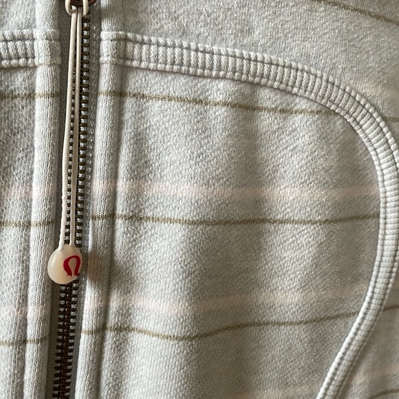 Lululemon Scuba Hoodie light beige Zip Up - Size 8 - Picture 2 of 7